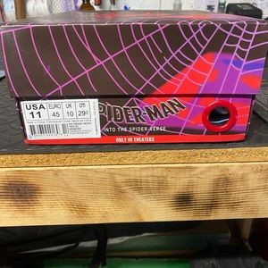 Air Jordan 1 Retro (“spider-man”)